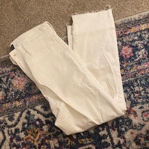 GAP White jeans with raw hem size 28